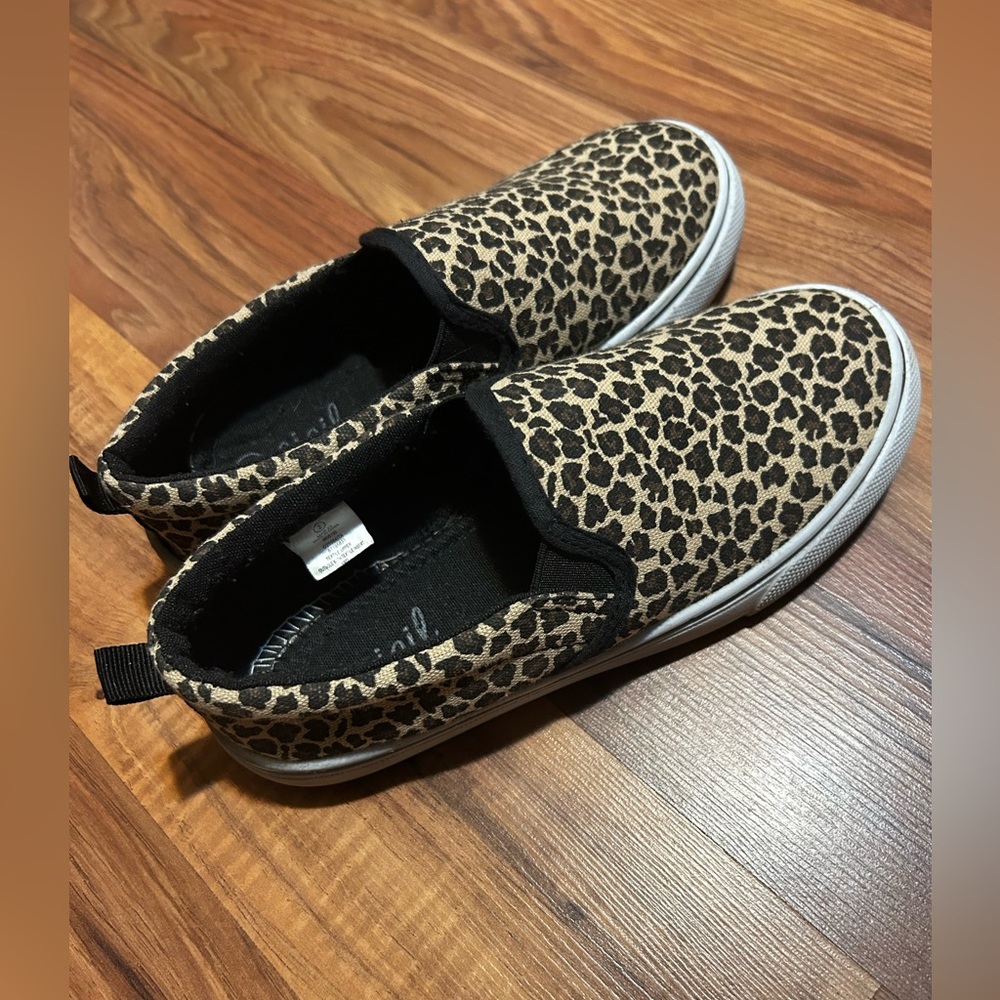 Youth Slip Ons.